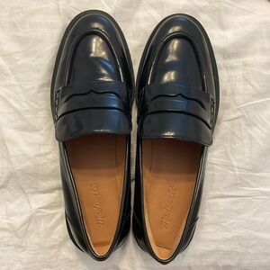 Size 11, Madewell black leather loafers